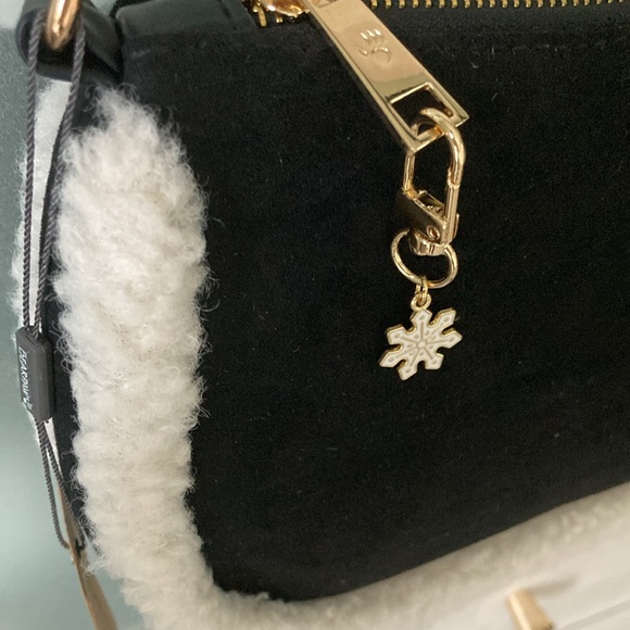 Bearpaw Bag NWT faux Suede and Sherpa trim - Picture 1 of 9